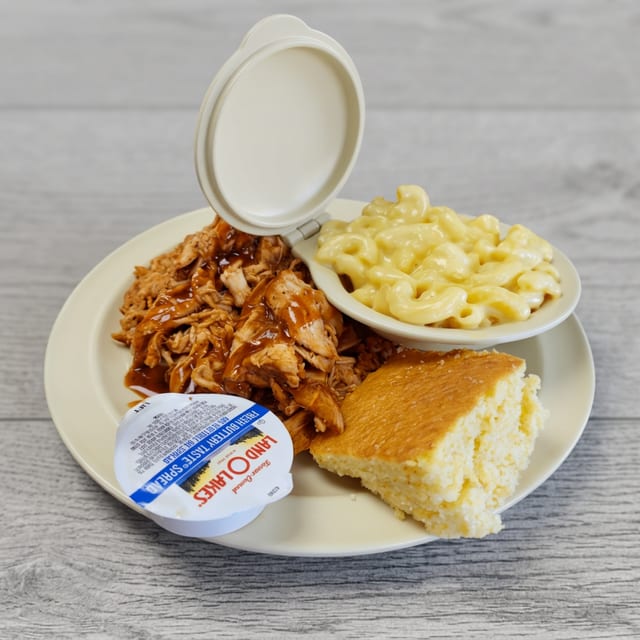 Pulled BBQ Chicken Platter.