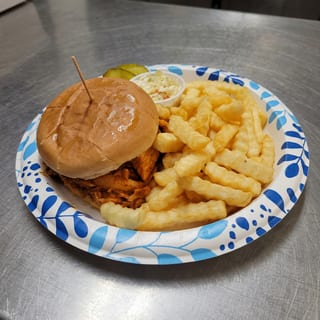 Pulled BBQ Chicken Sandwich Combo